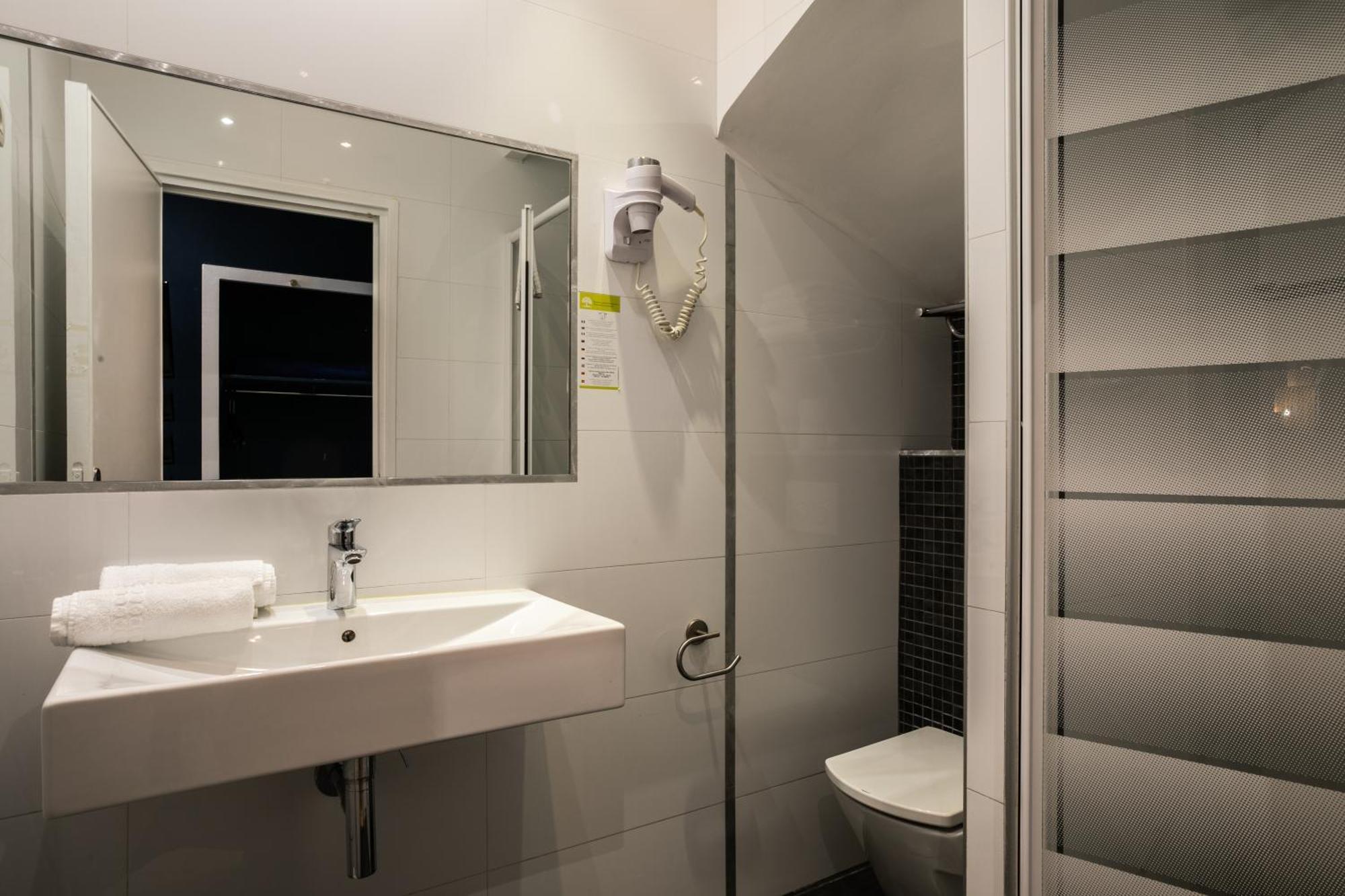 Zweibettzimmer